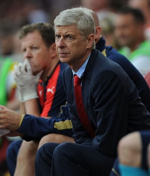 Arsene Wenger and Arsenal Face Olympique Lyonnais at Emirates Cup, 2015