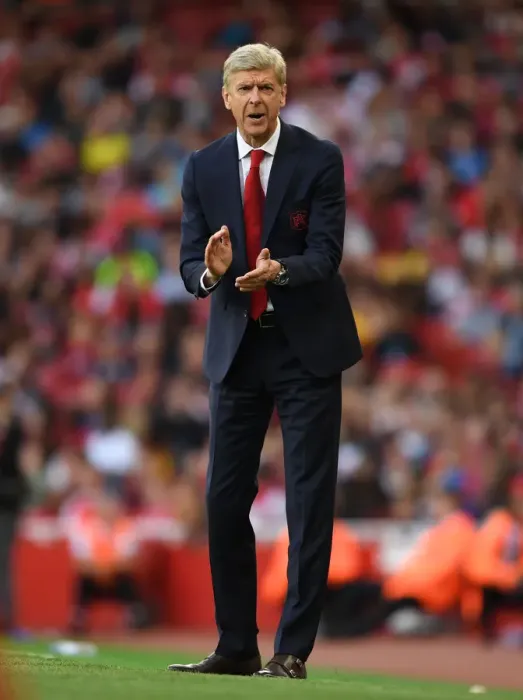 Framed Print : Arsene Wenger and Arsenal Face Sevilla in the 2017-18 Emirates Cup