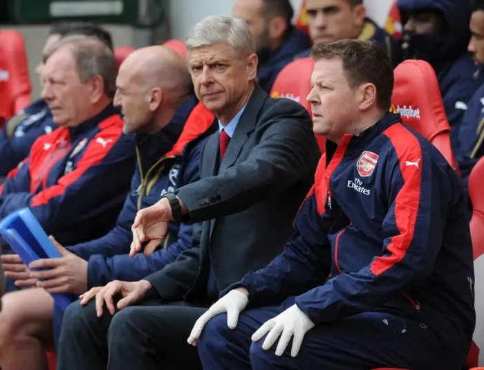 Framed Print : Arsene Wenger and Arsenal Face Sunderland in Premier League Showdown (2015-16) Framed Print : Arsene Wenger and Arsenal Face Sunderland in Premier League Showdown (2015-16)
