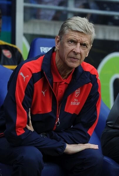 Arsene Wenger and Arsenal Face Viking FK in 2016 Pre-Season Friendly