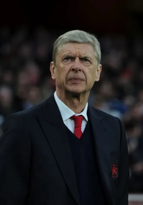 Framed Print : Arsene Wenger: Arsenal Manager, 2016-17 Season - Arsenal vs. Leicester City