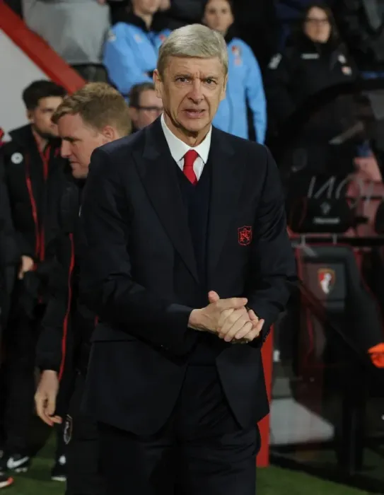 Framed Print : Arsene Wenger: Arsenal Manager at AFC Bournemouth's Vitality Stadium, Premier League 2016-17 Framed Print : Arsene Wenger: Arsenal Manager at AFC Bournemouth's Vitality Stadium, Premier League 2016-17