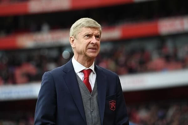 Arsene Wenger the Arsenal Manager. Arsenal 3:0 Stoke City. Premier League. Emirates Stadium