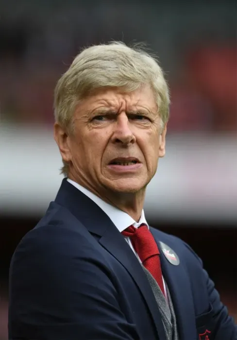 Framed Print : Arsene Wenger: Arsenal Manager before Arsenal vs Brighton & Hove Albion, Premier League 2017-18 Framed Print : Arsene Wenger: Arsenal Manager before Arsenal vs Brighton & Hove Albion, Premier League 2017-18