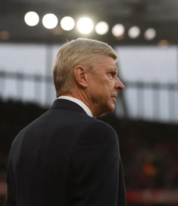 Framed Print : Arsene Wenger: Arsenal Manager before Arsenal vs Newcastle United (December 2017)