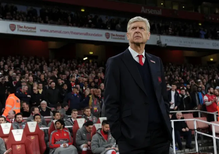 Framed Print : Arsene Wenger: Arsenal Manager Before Arsenal vs Stoke City (2016-17)