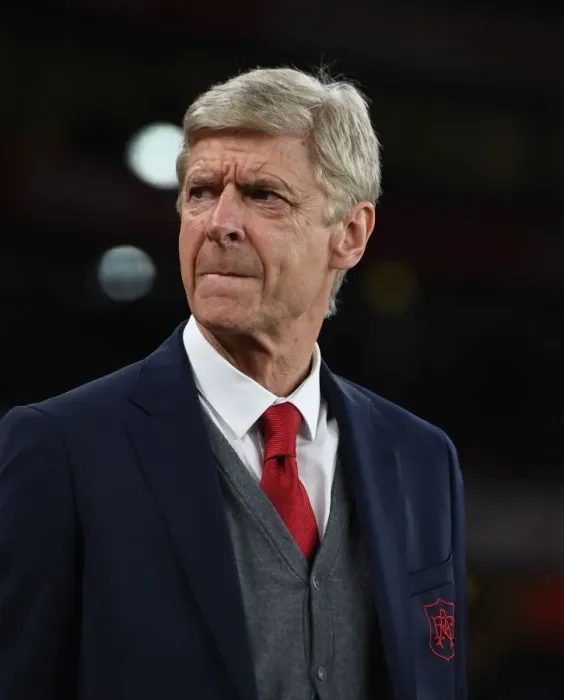 Framed Print : Arsene Wenger: Arsenal Manager before Arsenal vs West Bromwich Albion (2017-18) Framed Print : Arsene Wenger: Arsenal Manager before Arsenal vs West Bromwich Albion (2017-18)