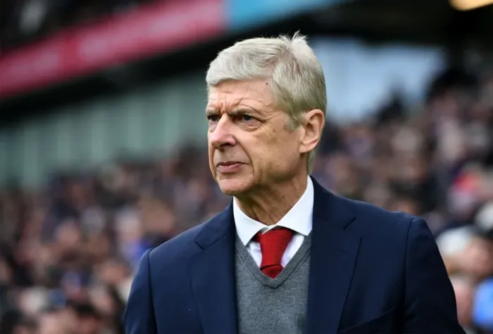 Framed Print : Arsene Wenger: Arsenal Manager at Brighton & Hove Albion, Premier League 2017-18