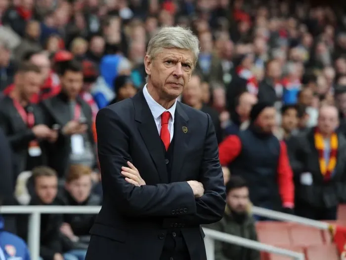 Framed Print : Arsene Wenger: Arsenal Manager Facing Liverpool at Emirates Stadium, Premier League 2014-15