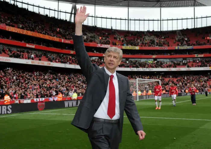 Framed Print : Arsene Wenger the Arsenal Manager during the lap to thank the fans for their support Framed Print : Arsene Wenger the Arsenal Manager during the lap to thank the fans for their support