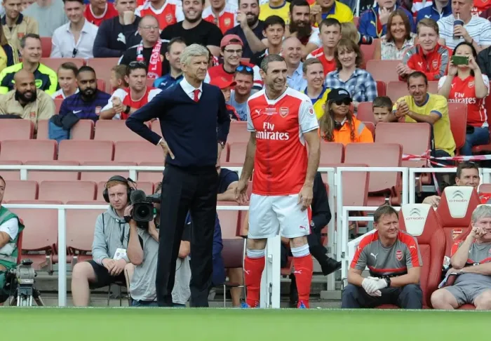 Framed Print : Arsene Wenger the Arsenal Manager with Martin Keown (Arsenal). Arsenal Legends 4