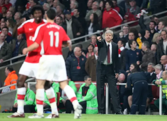 Framed Print : Arsene Wenger the Arsenal Manager passes on some instructions