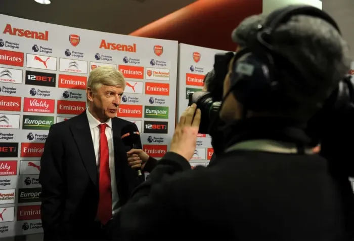 Framed Print : Arsene Wenger - Arsenal Manager Pre-Match Interview vs Crystal Palace (2016-17) Framed Print : Arsene Wenger - Arsenal Manager Pre-Match Interview vs Crystal Palace (2016-17)