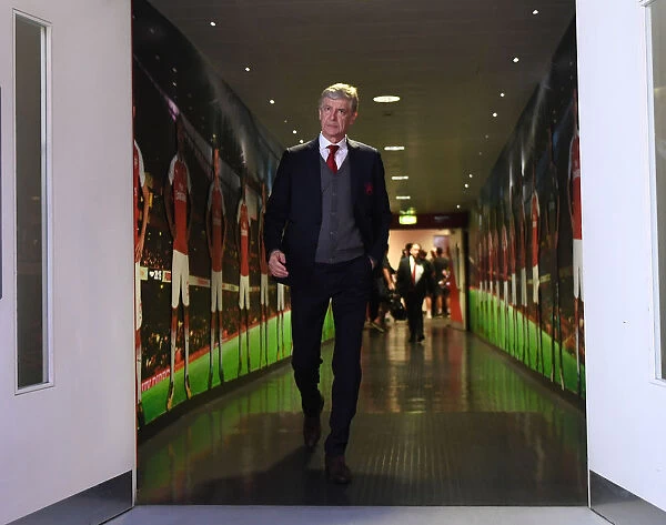 Arsene Wenger: Arsenal Manager's Pre-Match Routine vs West Ham United (April 2018)