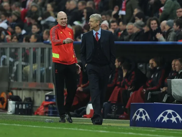 Framed Print : Arsene Wenger at Bayern Munich: A Tense Moment in the 2013-14 UEFA Champions League Framed Print : Arsene Wenger at Bayern Munich: A Tense Moment in the 2013-14 UEFA Champions League