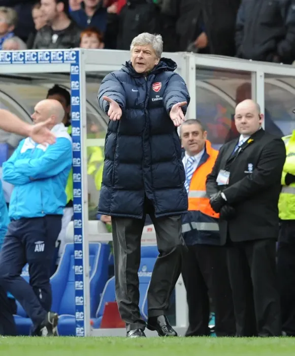 Framed Print : Arsene Wenger at Birmingham City: 1-1 Stalemate in Premier League Clash Framed Print : Arsene Wenger at Birmingham City: 1-1 Stalemate in Premier League Clash