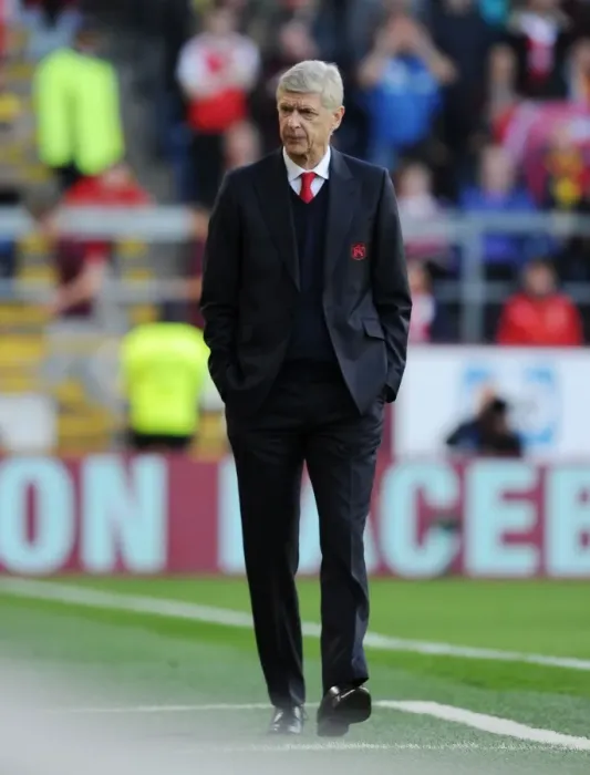 Framed Print : Arsene Wenger at Burnley: Arsenal vs. Burnley, Premier League 2016-17