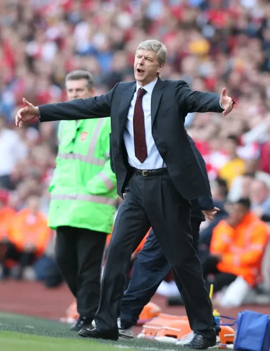 Framed Print : Arsene Wenger Celebrates Arsenal's 2-0 Victory over Manchester City, 2009 Framed Print : Arsene Wenger Celebrates Arsenal's 2-0 Victory over Manchester City, 2009