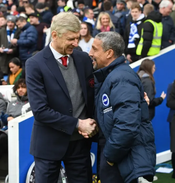 Framed Print : Arsene Wenger and Chris Houghton Pre-Match Handshake: Brighton vs. Arsenal, Premier League 2017-18