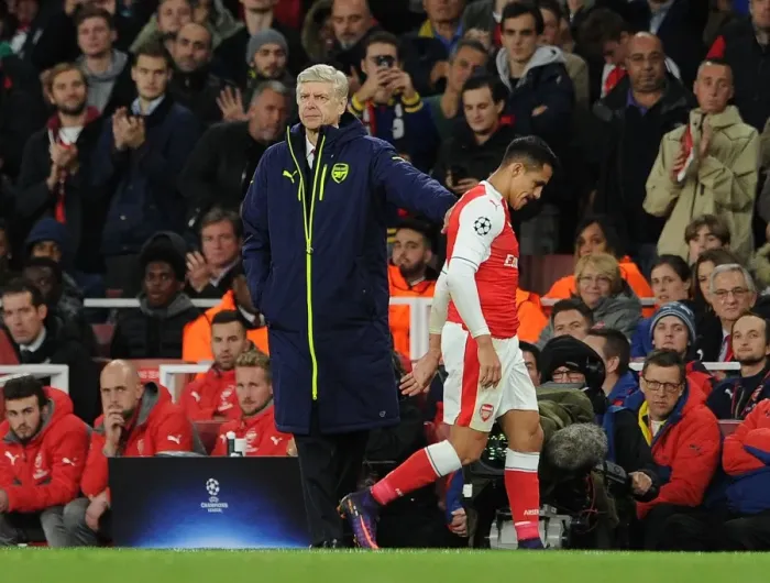 Framed Print : Arsene Wenger Consoles Substituted Alexis Sanchez during Arsenal vs Ludogorets Champions League Match, 2016 Framed Print : Arsene Wenger Consoles Substituted Alexis Sanchez during Arsenal vs Ludogorets Champions League Match, 2016