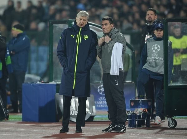 Arsene Wenger and Doctor Gary O'Driscoll of Arsenal FC During UEFA Champions League Match vs PFC Ludogorets Razgrad, 2016