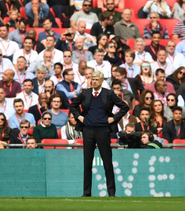 Framed Print : Arsene Wenger at the FA Cup Semi-Final: Arsenal vs Manchester City