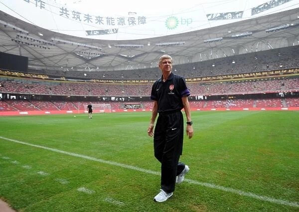Arsene Wenger Faces Manchester City in Beijing: Arsenal FC vs. Manchester City, 2012