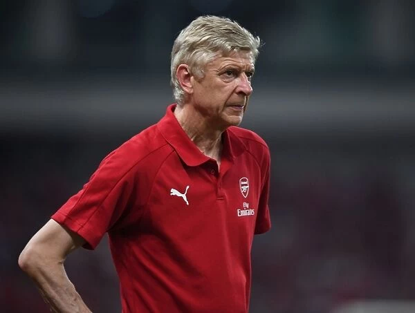 Arsene Wenger Faces Off Against Bayern Munich in 2017: Arsenal's Manager in Action