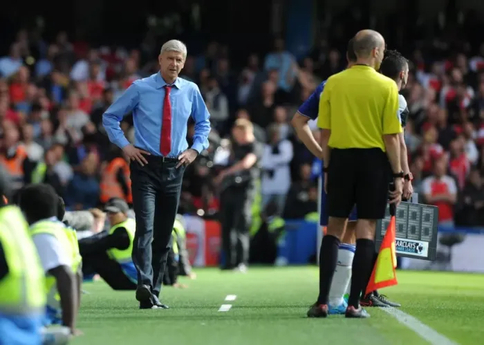 Framed Print : Arsene Wenger Faces Off Against Chelsea in Premier League Showdown (2015-16)
