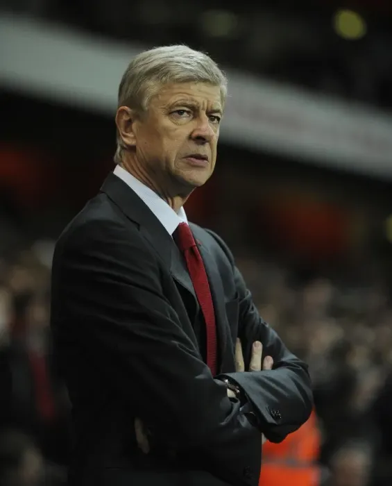 Framed Print : Arsene Wenger: Focused at the Emirates before Arsenal vs Fulham (2011-12)