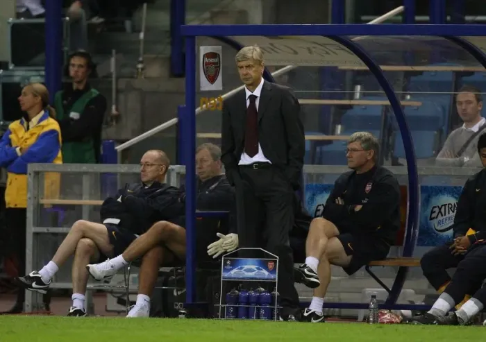 Framed Print : Arsene Wenger Guides Arsenal to Champions League Victory over FC Twente (2008) Framed Print : Arsene Wenger Guides Arsenal to Champions League Victory over FC Twente (2008)