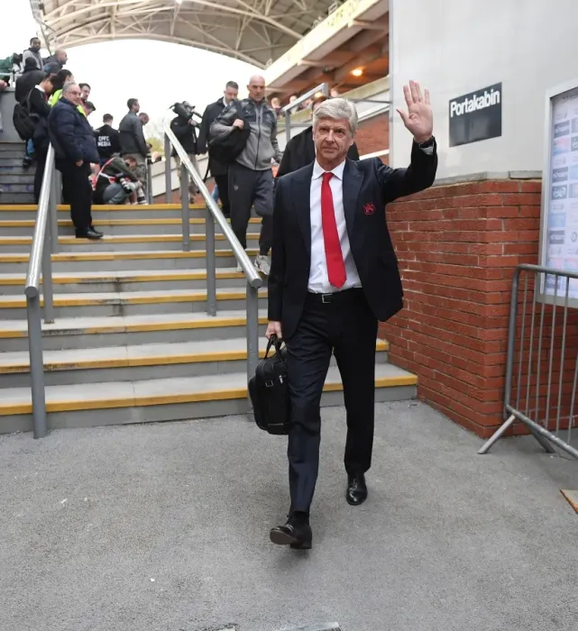 Framed Print : Arsene Wenger Heads to Selhurst Park Before Crystal Palace vs Arsenal (2017)