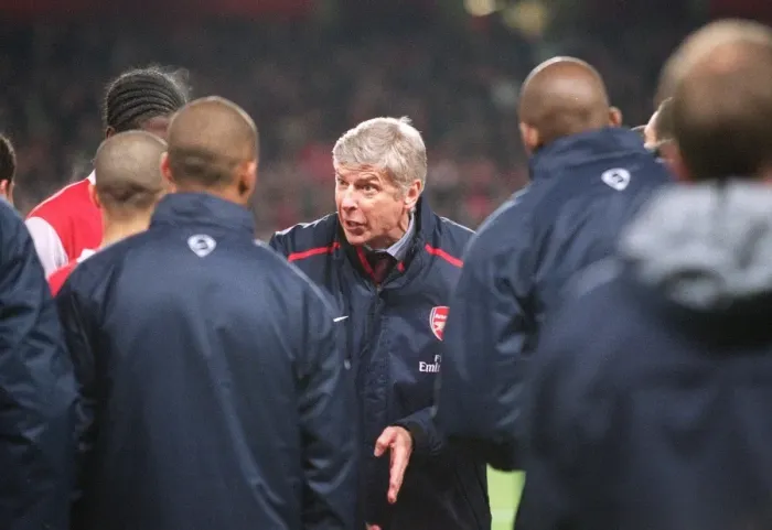 Framed Print : Arsene Wenger Inspirational Pep Talk: Arsenal Players Before Extra Time vs. Tottenham Hotspur (3:1), Carling Cup Semi-Final