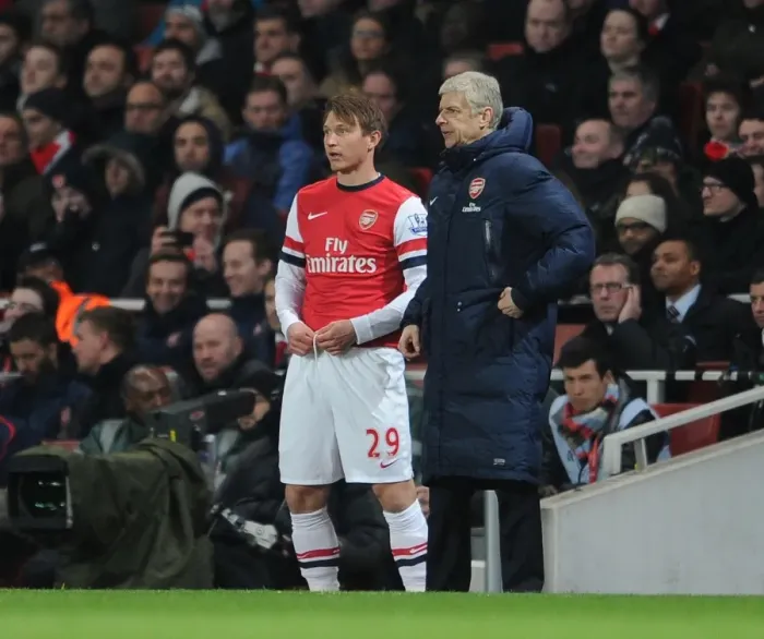 Framed Print : Arsene Wenger and Kim Kallstrom: Arsenal's Midfield Duo in Action against Swansea City (2013-14)