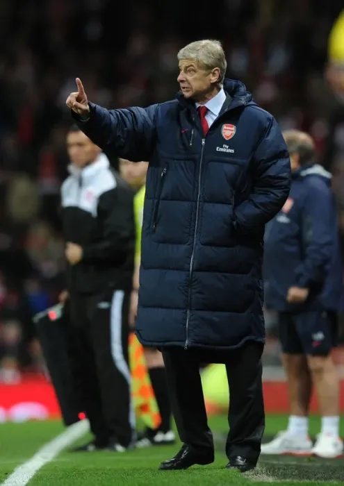 Framed Print : Arsene Wenger Leading Arsenal Against Everton, Premier League 2011-12 Framed Print : Arsene Wenger Leading Arsenal Against Everton, Premier League 2011-12