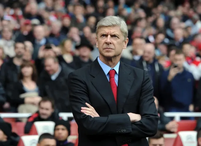 Framed Print : Arsene Wenger Leading Arsenal Against Tottenham Hotspur in the Premier League (2012-13) Framed Print : Arsene Wenger Leading Arsenal Against Tottenham Hotspur in the Premier League (2012-13)