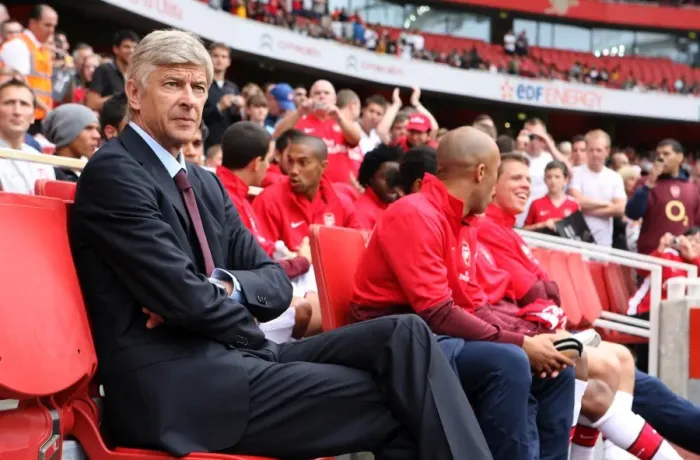 Framed Print : Arsene Wenger Leads Arsenal to 2:1 Victory over Atletico Madrid at Emirates Cup, 2009 Framed Print : Arsene Wenger Leads Arsenal to 2:1 Victory over Atletico Madrid at Emirates Cup, 2009