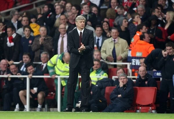 Arsene Wenger Leads Arsenal to 3:0 Victory over Villarreal in UEFA Champions League Quarterfinals, Emirates Stadium, 15 / 4 / 09