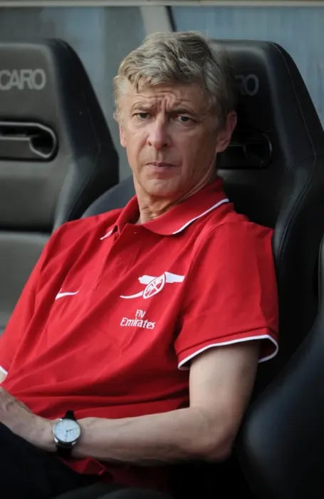 Framed Print : Arsene Wenger Leads Arsenal to 4-0 Victory over Sturm Graz, Austria 2010