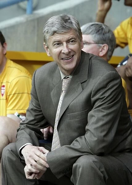 Arsene Wenger Leads Arsenal to Pre-Season Victory: Huddersfield 1-2 Arsenal (2008)