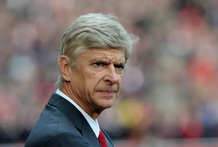 Framed Print : Arsene Wenger Leads Arsenal Against Queens Park Rangers (2012-13) Framed Print : Arsene Wenger Leads Arsenal Against Queens Park Rangers (2012-13)