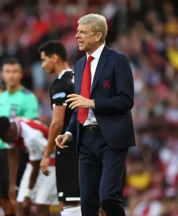Framed Print : Arsene Wenger Leads Arsenal Against Sevilla in the 2017-18 Emirates Cup