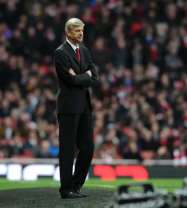 Framed Print : Arsene Wenger Leads Arsenal Against Swansea City in Premier League Clash (December 2012)