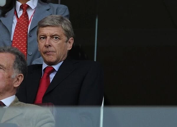 Arsene Wenger Leads Arsenal Against Udinese in 2011-12 UEFA Champions League Play-Off
