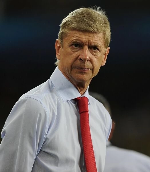 Arsene Wenger Leads Arsenal in UEFA Champions League Play-offs Against Fenerbahce, Istanbul 2013