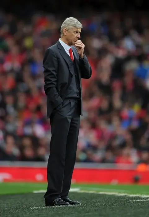 Framed Print : Arsene Wenger Leads Arsenal Against VfL Wolfsburg at Emirates Cup, 2015