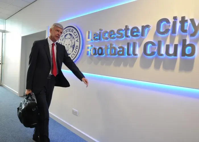 Framed Print : Arsene Wenger at Leicester City: Premier League Showdown 2015 / 16 (Arsenal vs. Leicester City) Framed Print : Arsene Wenger at Leicester City: Premier League Showdown 2015 / 16 (Arsenal vs. Leicester City)