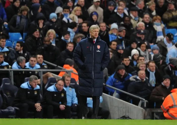 Framed Print : Arsene Wenger at Manchester City: Premier League Clash 2011-12 Framed Print : Arsene Wenger at Manchester City: Premier League Clash 2011-12