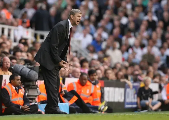 Framed Print : Arsene Wenger: Mastermind of Arsenal's 1-0 Victory Over Fulham, 2008 Framed Print : Arsene Wenger: Mastermind of Arsenal's 1-0 Victory Over Fulham, 2008