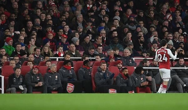 Arsene Wenger and Per Mertesacker on Arsenal Bench during Arsenal vs Chelsea (2017-18)